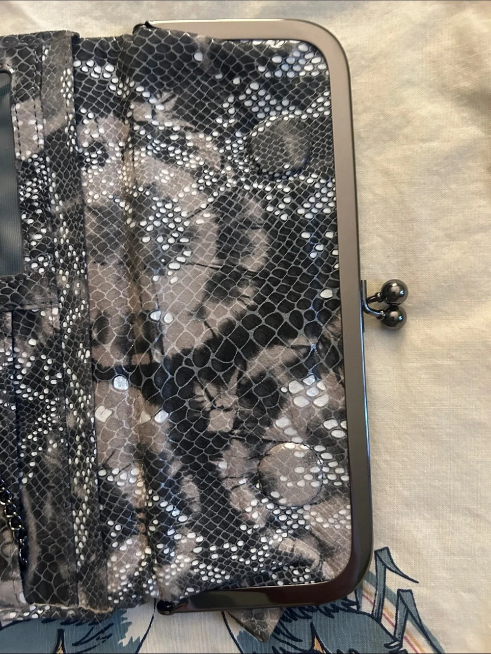 HOBO sleek snakeskin